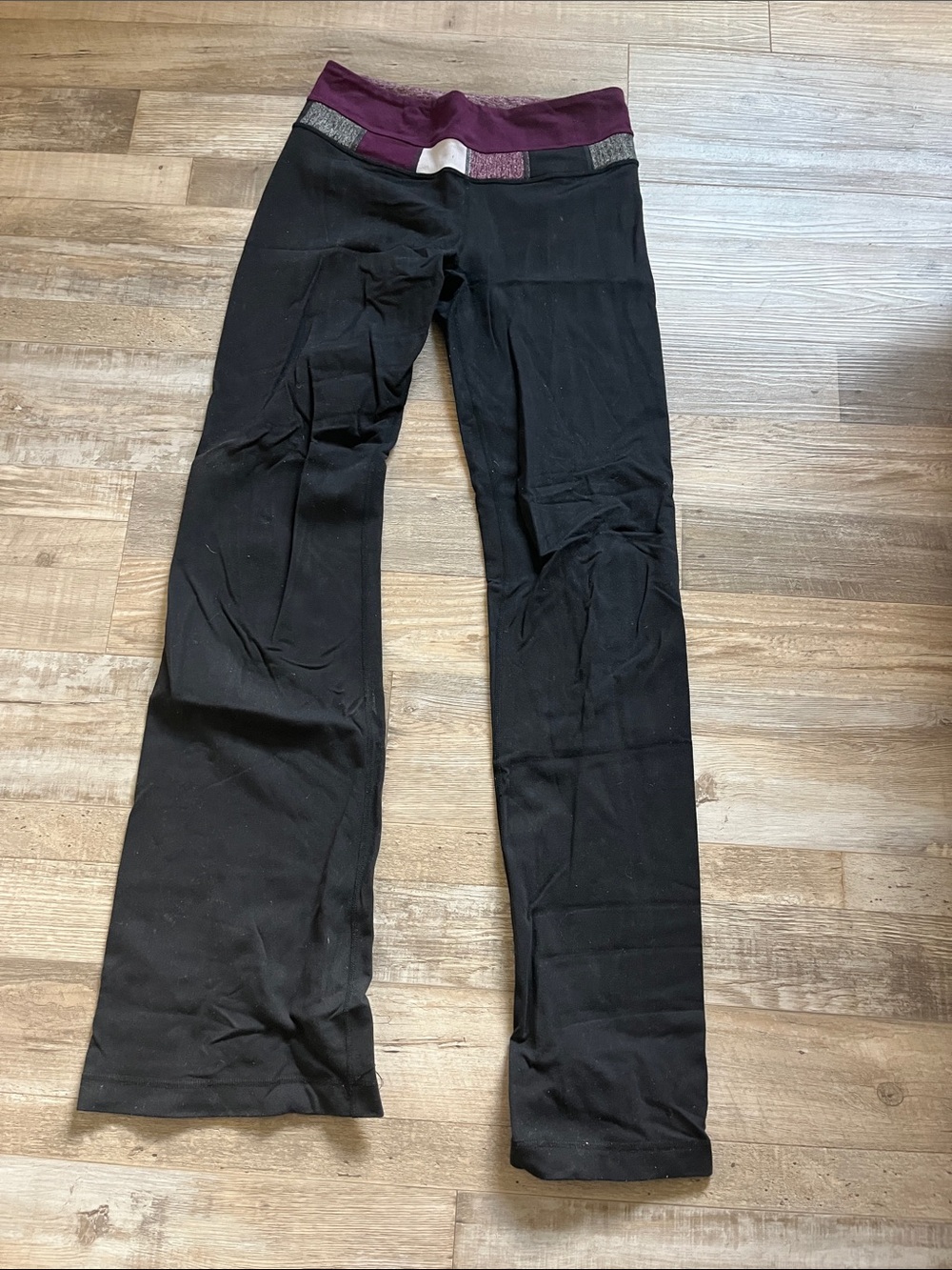 lululemon athletica Yoga Pants with Plum Waistband Accent